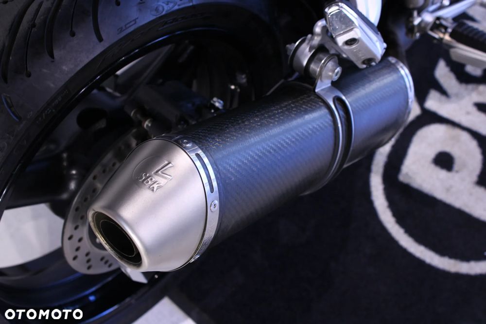 Suzuki GSX - 20