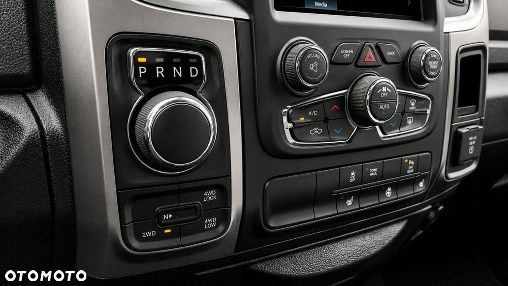 Dodge RAM - 10