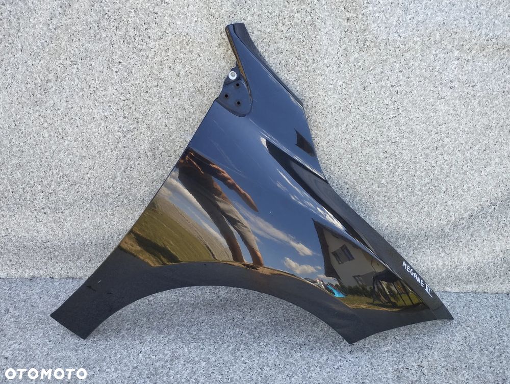 Renault Megane III błotnik prawy przód przedni - 1