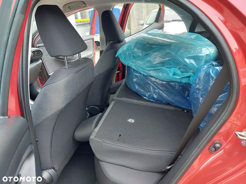 Toyota Yaris - 14