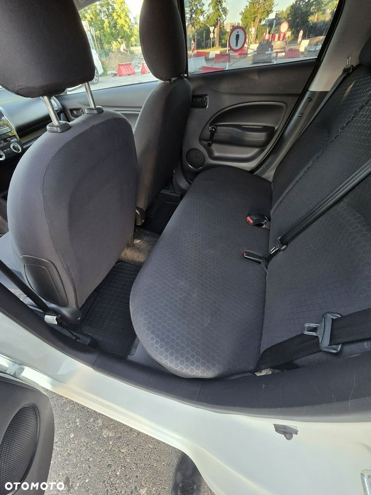 Mitsubishi Space Star 1.0 - 8