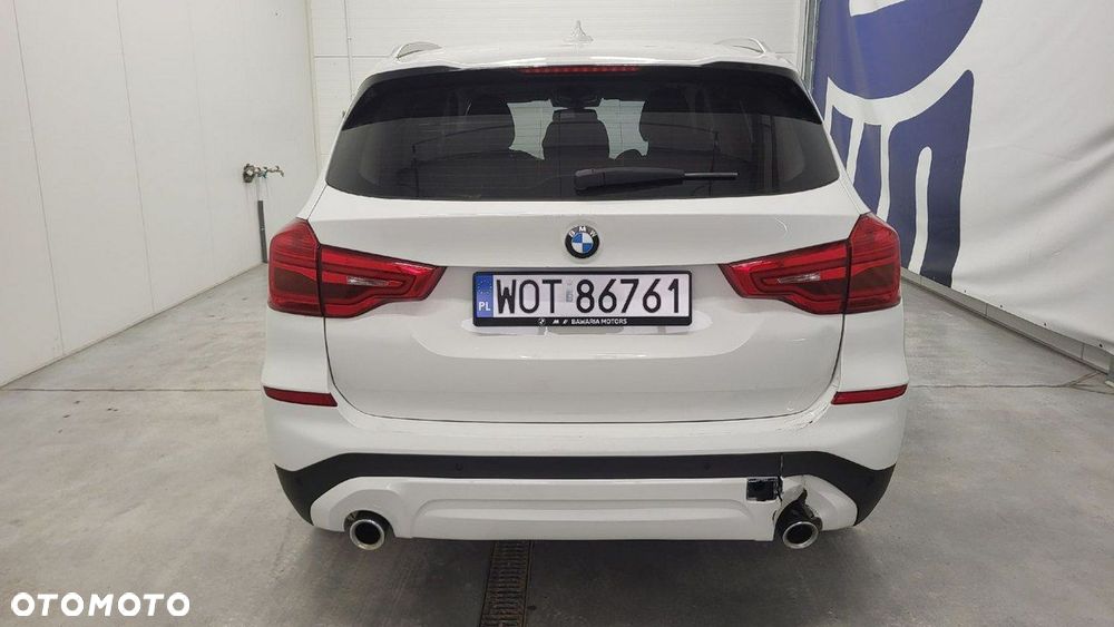 BMW X3 xDrive20d - 7