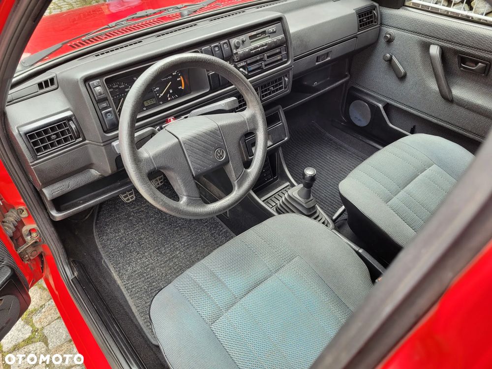 Volkswagen Golf - 6