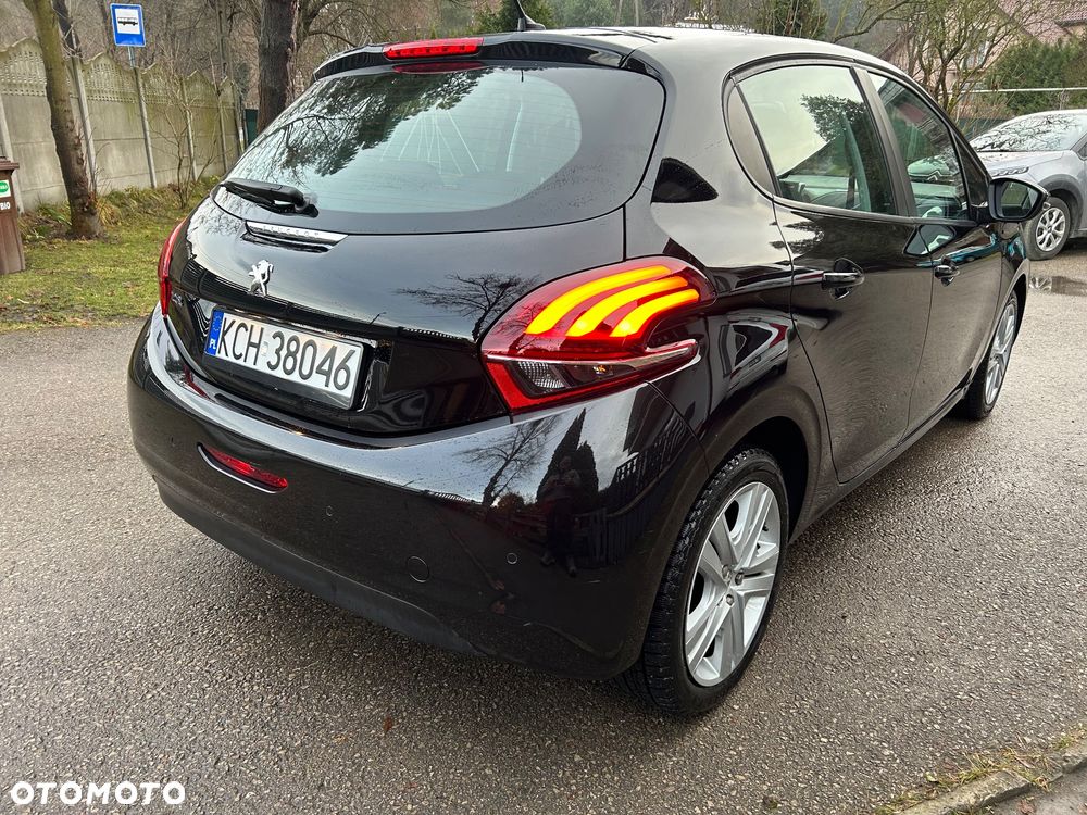 Peugeot 208 1.2 PureTech GPF Signature S&S - 3