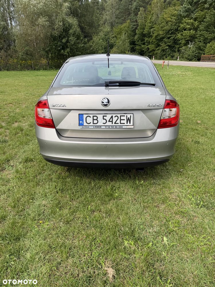Skoda RAPID - 4