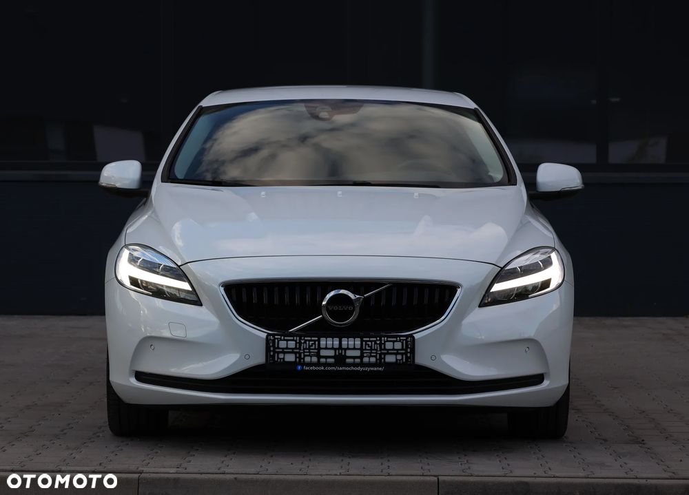 Volvo V40 T2 Drive-E Momentum - 36