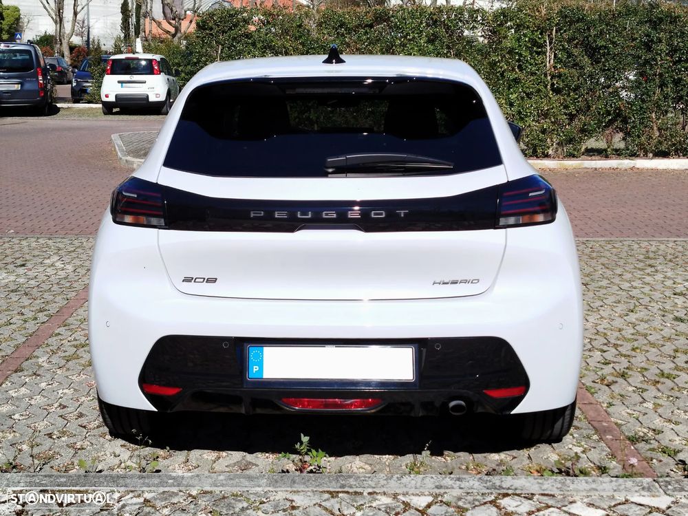 Peugeot 208 - 4