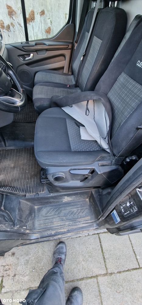 Ford TRANSIT CUSTOM L2H1 - 16