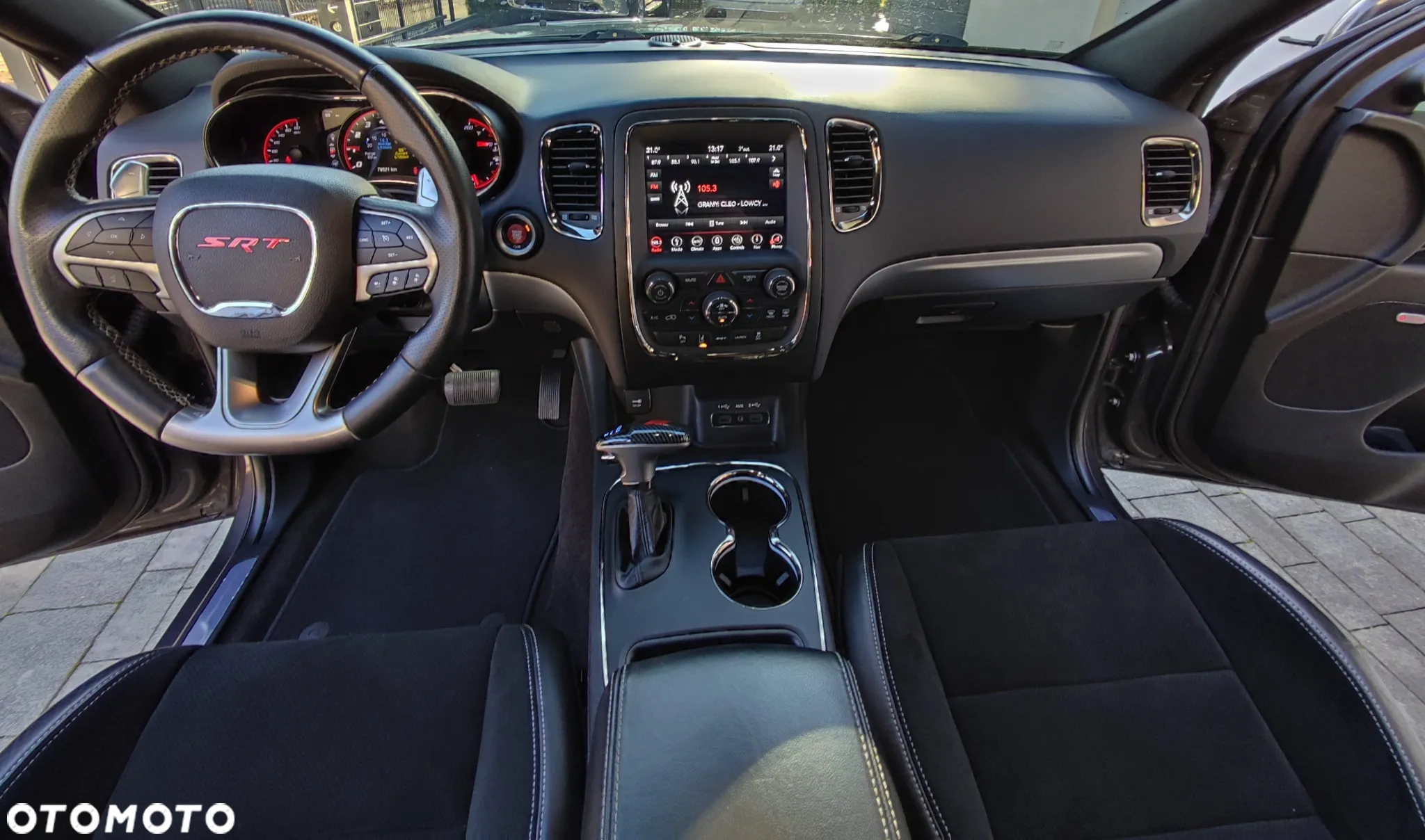 Dodge Durango 6.4 SRT - 12