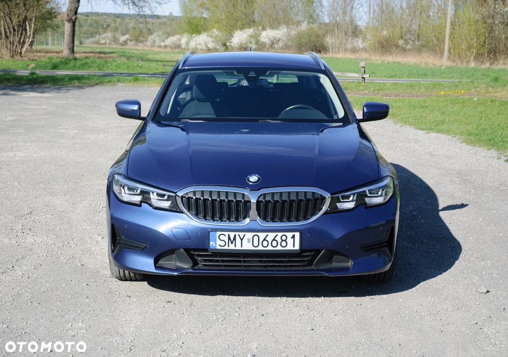 BMW Seria 3 330e - 14