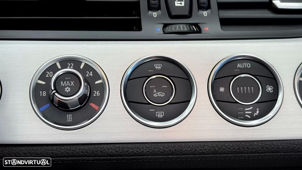 BMW Z4 35 is Auto - 41