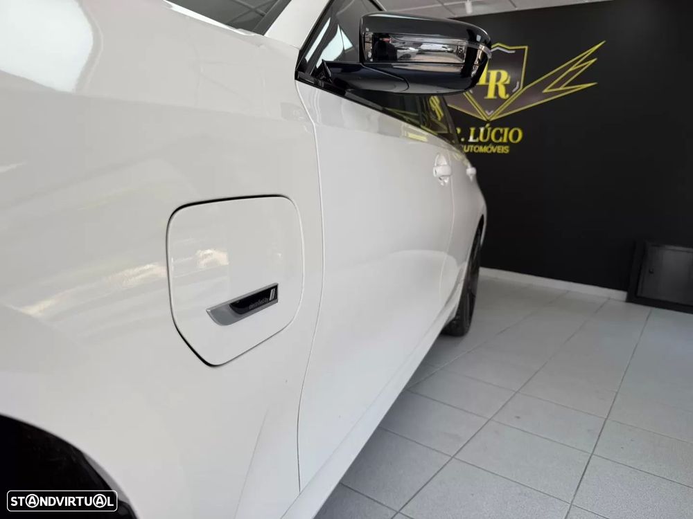 BMW 330 e Pack Desportivo M Auto - 42