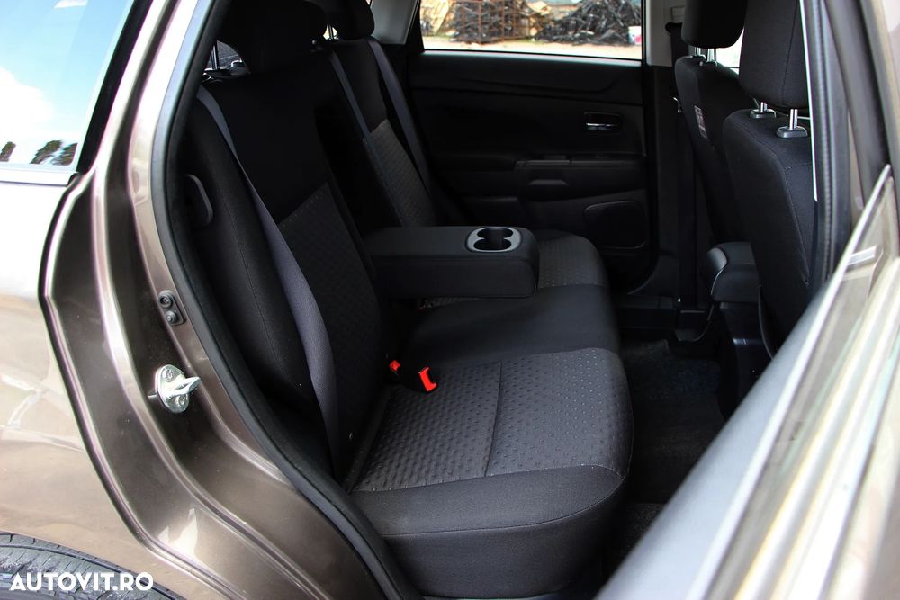 Mitsubishi ASX 1.8 DI-D 4WD Intense - 9