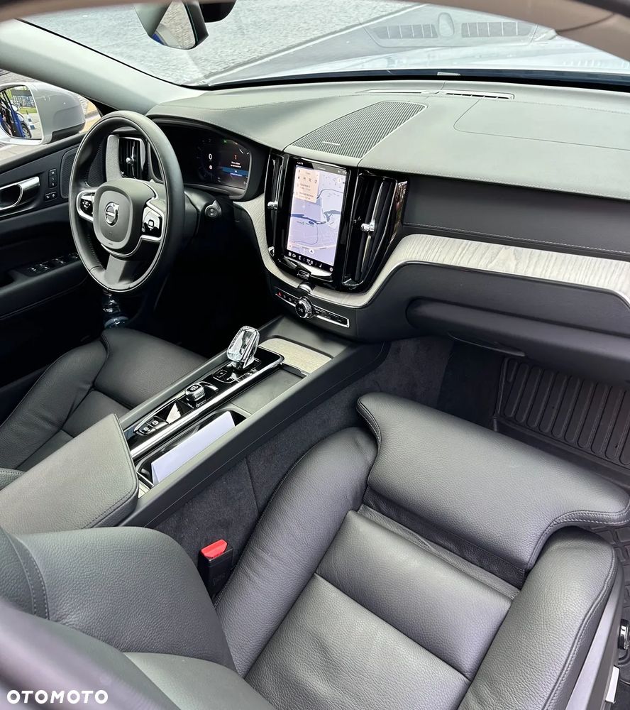 Volvo XC 60 B4 D AWD Inscription - 9