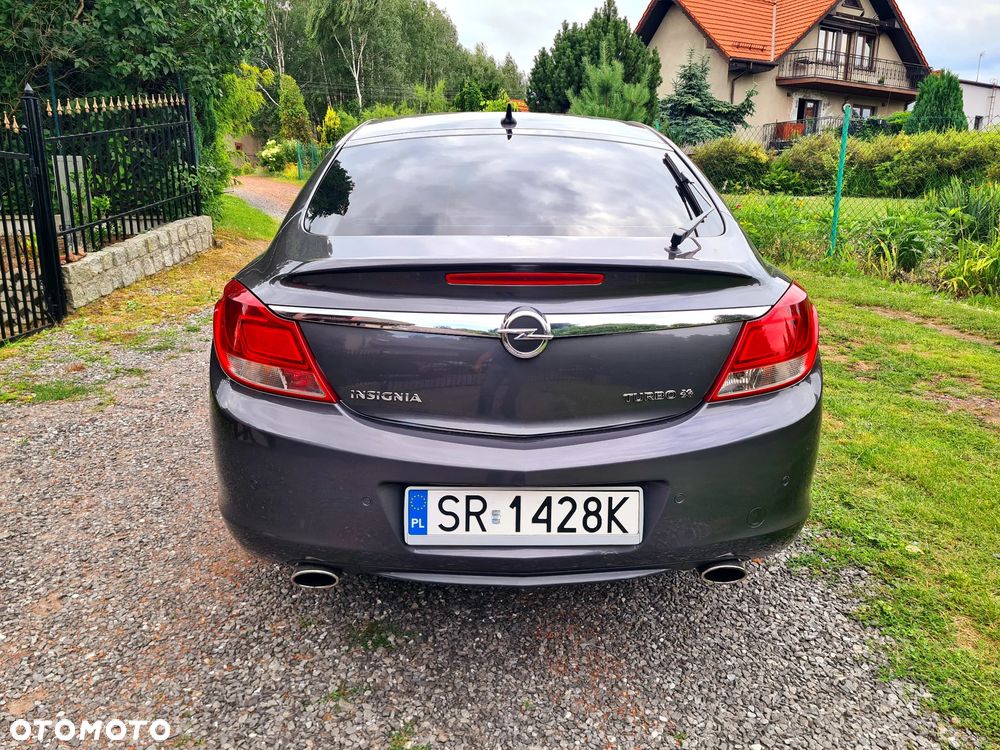 Opel Insignia 2.0 Turbo 4x4 Cosmo - 5