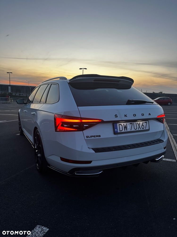 Skoda Superb 2.0 TSI Sportline DSG - 8