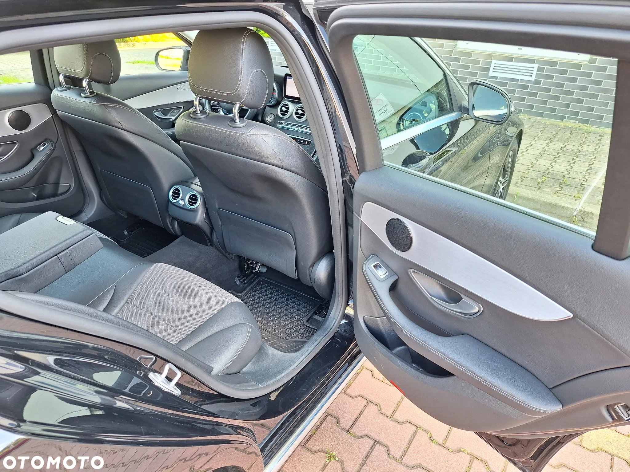 Mercedes-Benz Klasa C 220 d 9G-TRONIC - 21