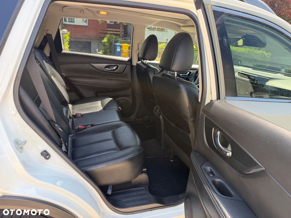 Nissan X-Trail 2.0 dCi ALL-MODE 4x4i Xtronic Tekna - 23