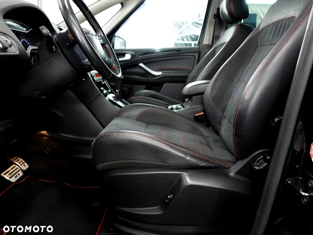 Ford S-Max - 15