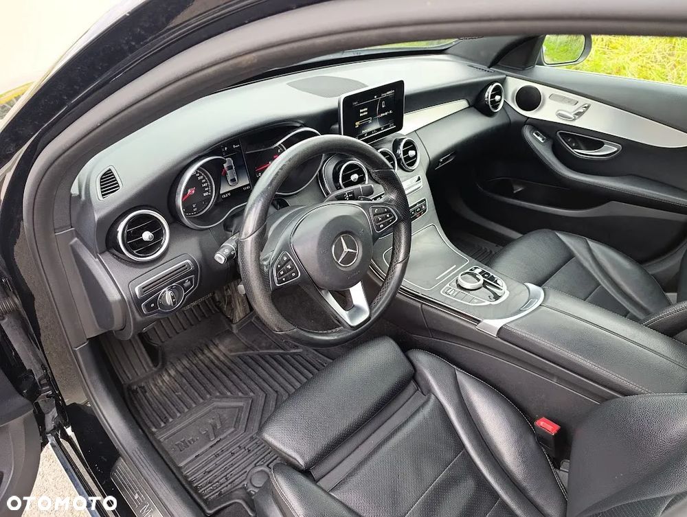 Mercedes-Benz Klasa C 300 9G-TRONIC - 13