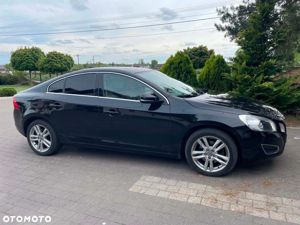 Volvo S60 D2 - 1