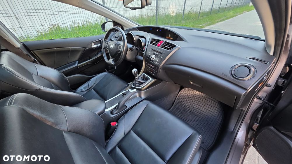 Honda Civic 1.8 Lifestyle Leather - 9