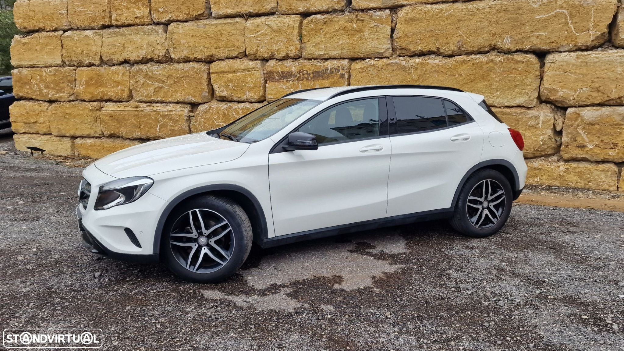 Mercedes-Benz GLA 180 CDi Urban - 11