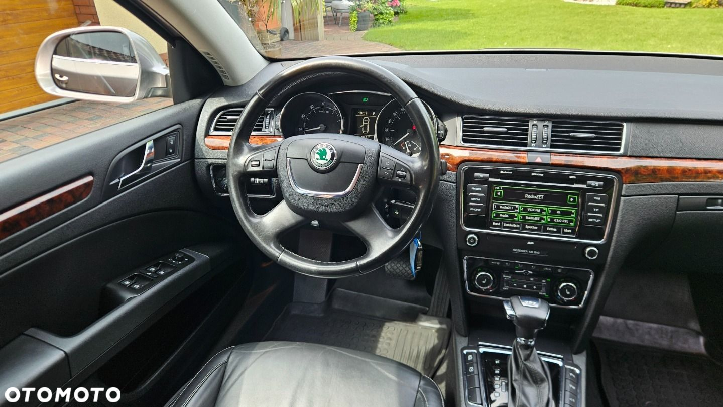 Skoda Superb Combi 1.8 TSI DSG Exclusive - 20