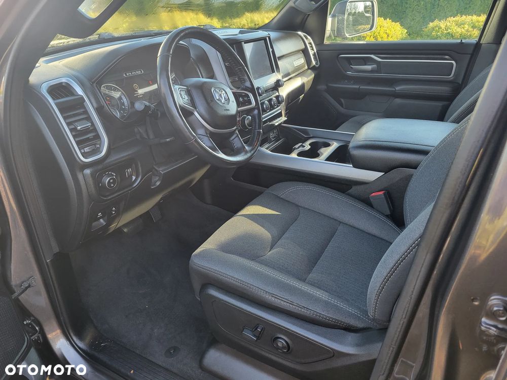 RAM 1500 Crew Cab Shortbed Bighorn - 10