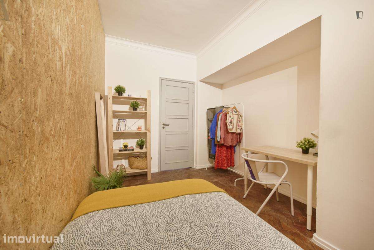 Quarto - localizado em Arroios Lisbon - Grande imagem: 4/19