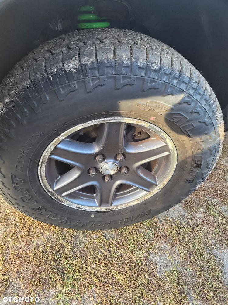 Jeep Cherokee - 4
