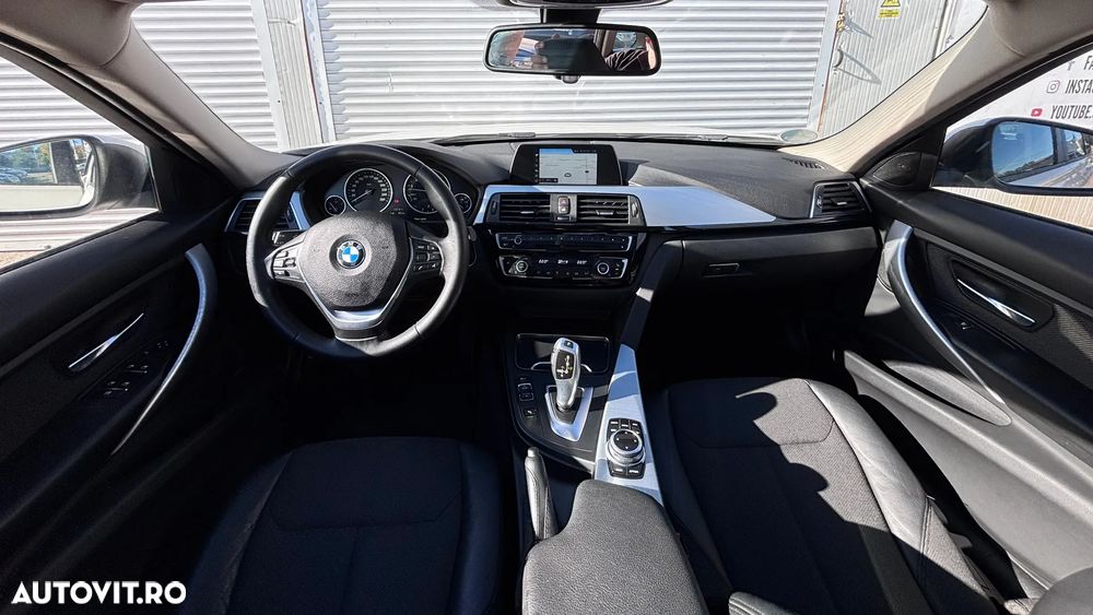BMW Seria 3 320i Aut. Advantage - 4