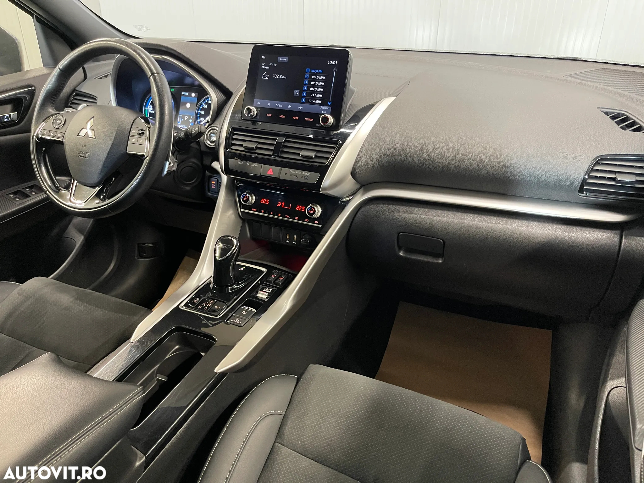 Mitsubishi Eclipse-Cross Plug-In Hybrid 4WD Plus Select - 8