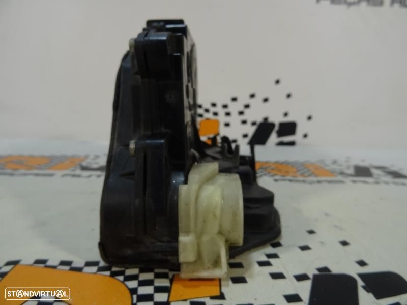 Fecho Da Porta Frente Direita Bmw 3 Touring (E91)  51217059968 / 70599 - 5