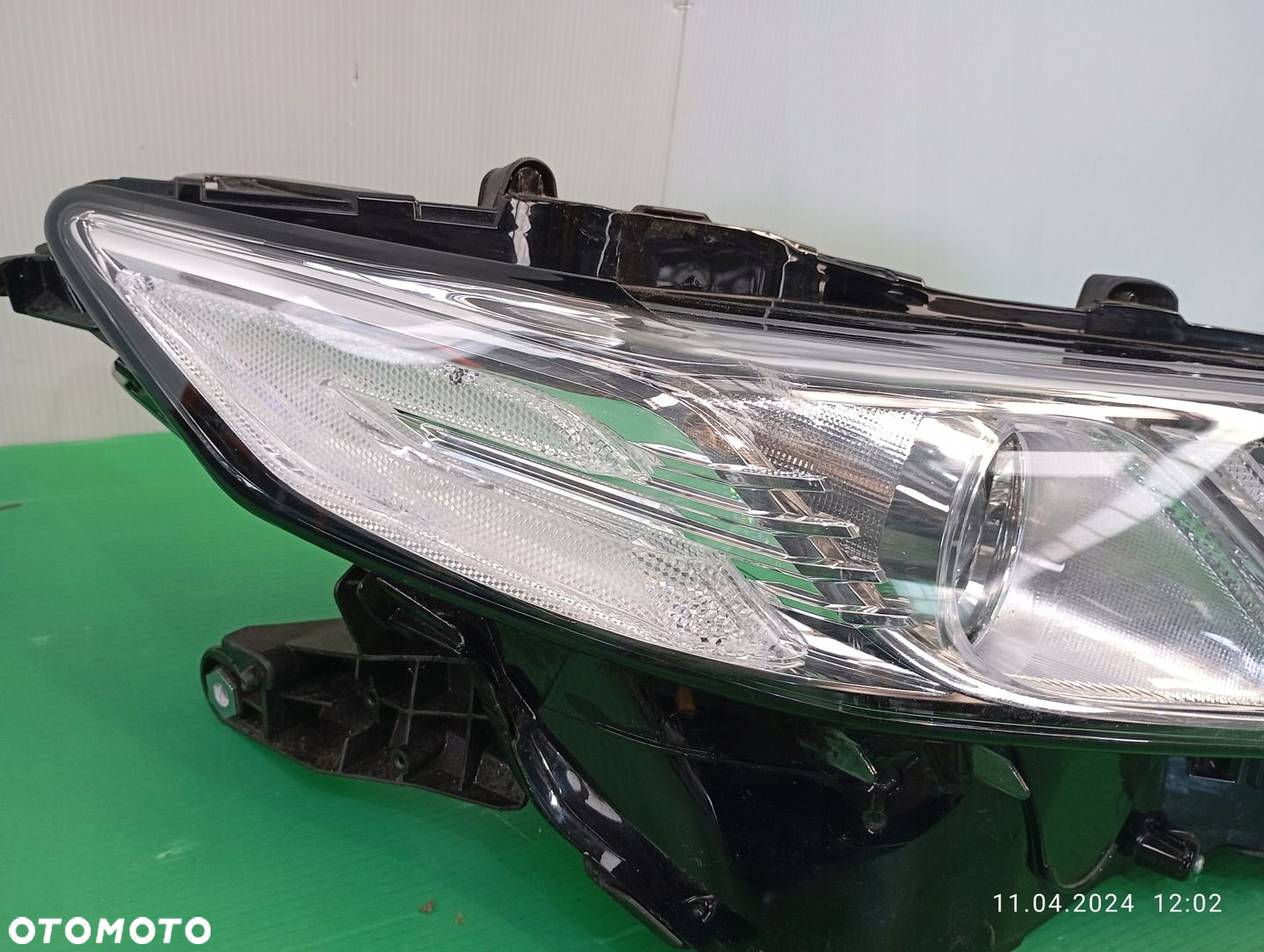 LAMPA PRAWA PRZEDNIA FULL LED TOYOTA CAMRY 8 VIII - 4
