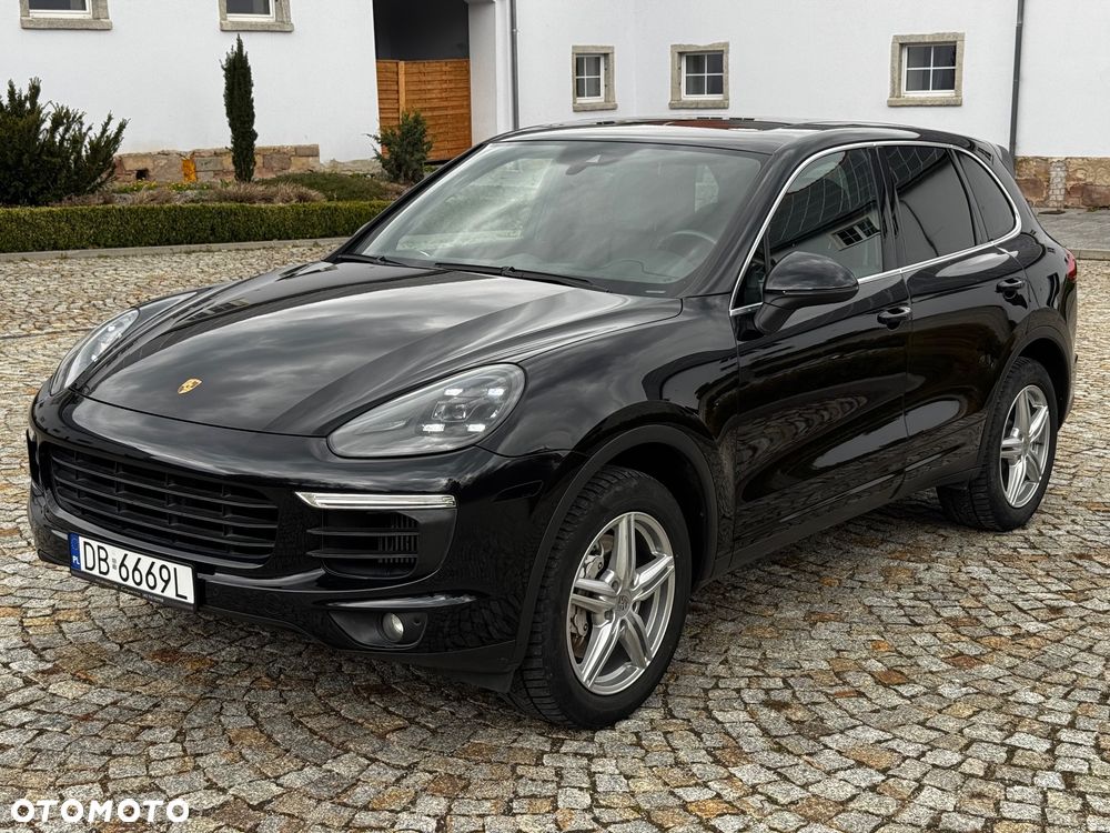 Porsche Cayenne S - 2