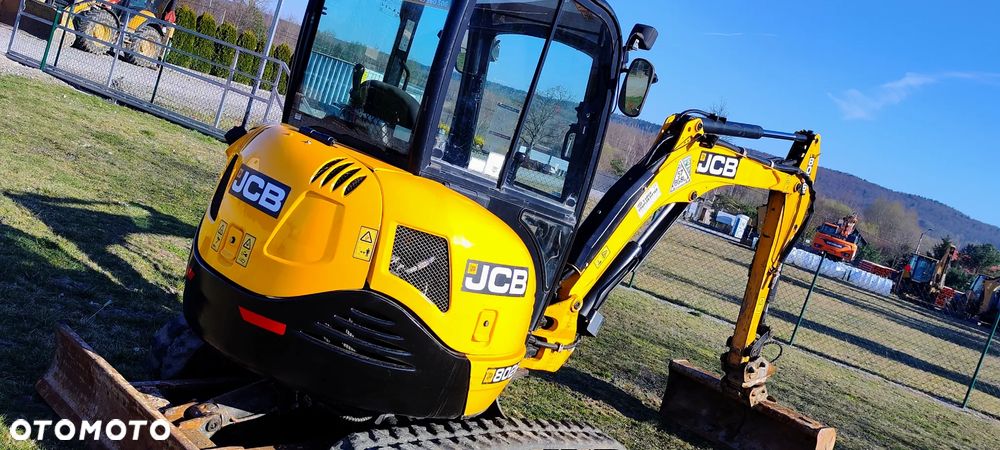 JCB JCB 8026 CTS mini Koparka 1317 MTG sprowadzona 3 łyżki szybkozłącze hydrauliczne piękny stan GOODBER 8025 - 11