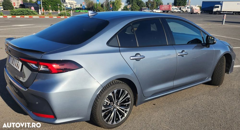Toyota Corolla - 3