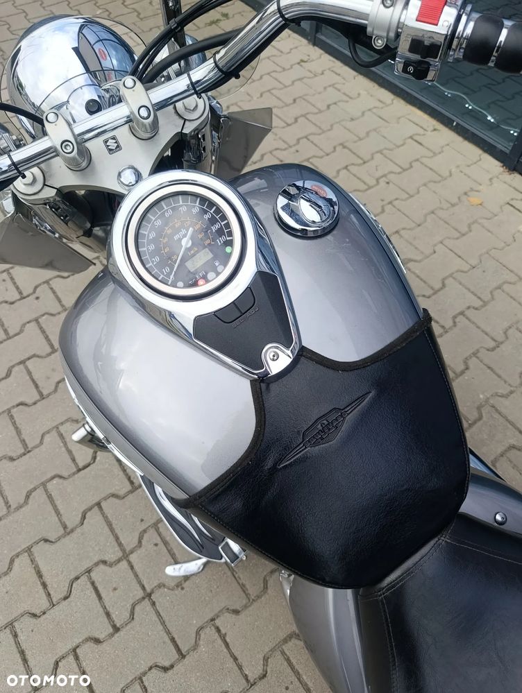 Suzuki Boulevard - 15