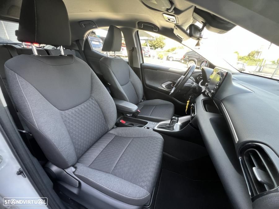 Toyota Yaris 1.5 HDF Comfort Plus - 20