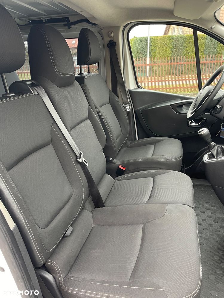 Renault Trafic - 22