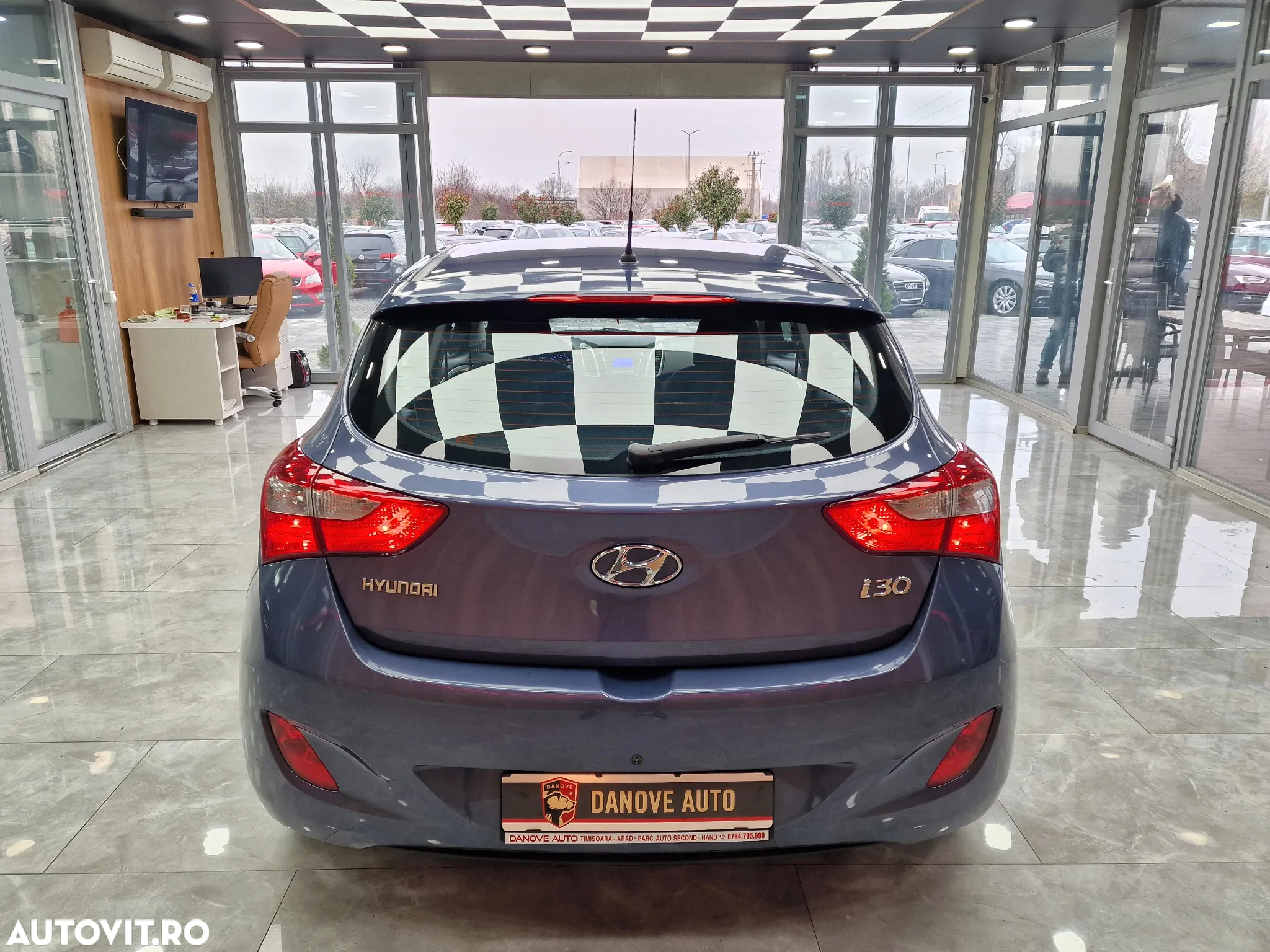 Hyundai i30 1.4 Comfort - 11