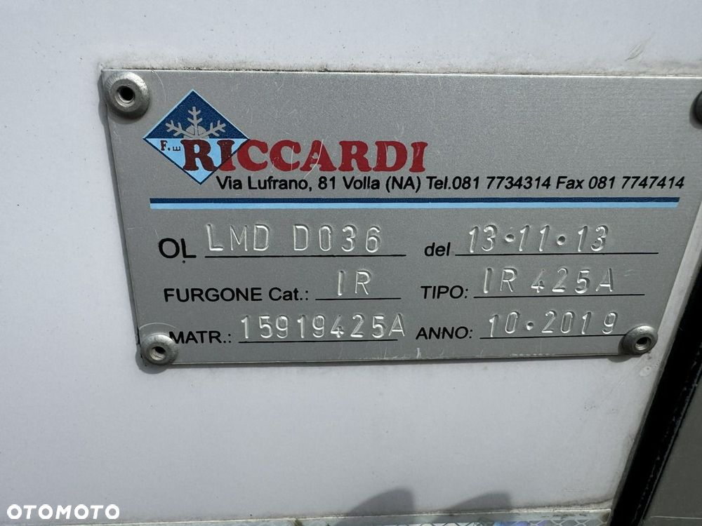Ford Transit - 18