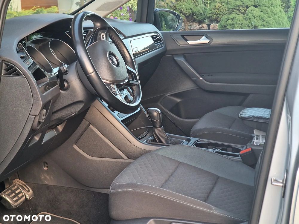 Volkswagen Touran 2.0 TDI BMT IQ Drive DSG - 4
