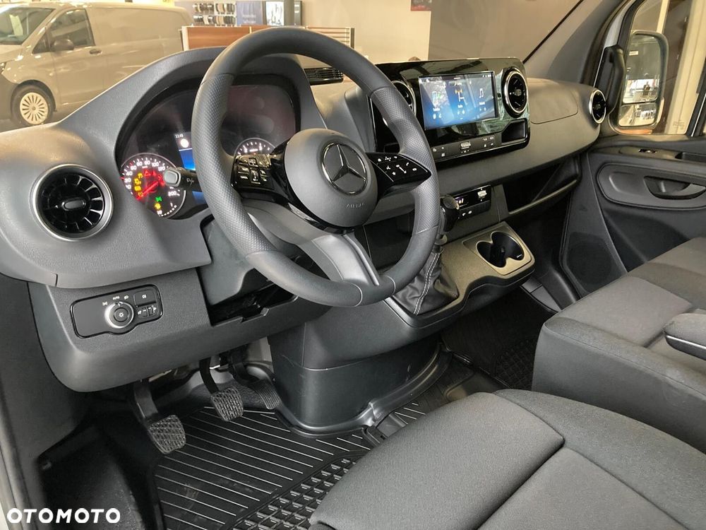 Mercedes-Benz Sprinter Sprinter - 10