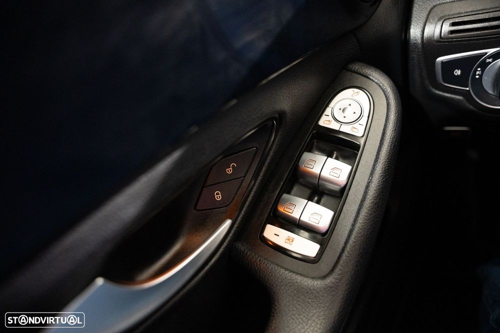 Mercedes-Benz C 300 de Avantgarde - 19