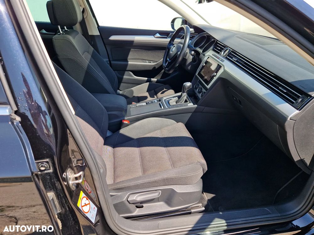 Volkswagen Passat 2.0 TDI DSG Highline - 8