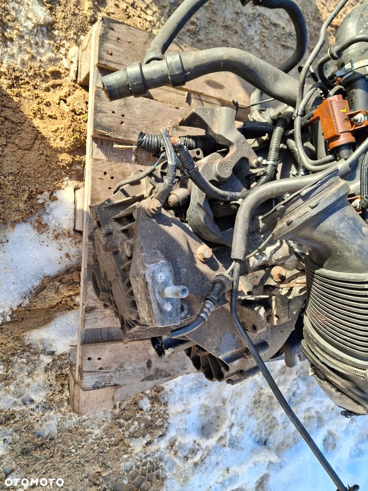 Skrzynia Ford 7G9R-7002-UD z Niemiec - 7