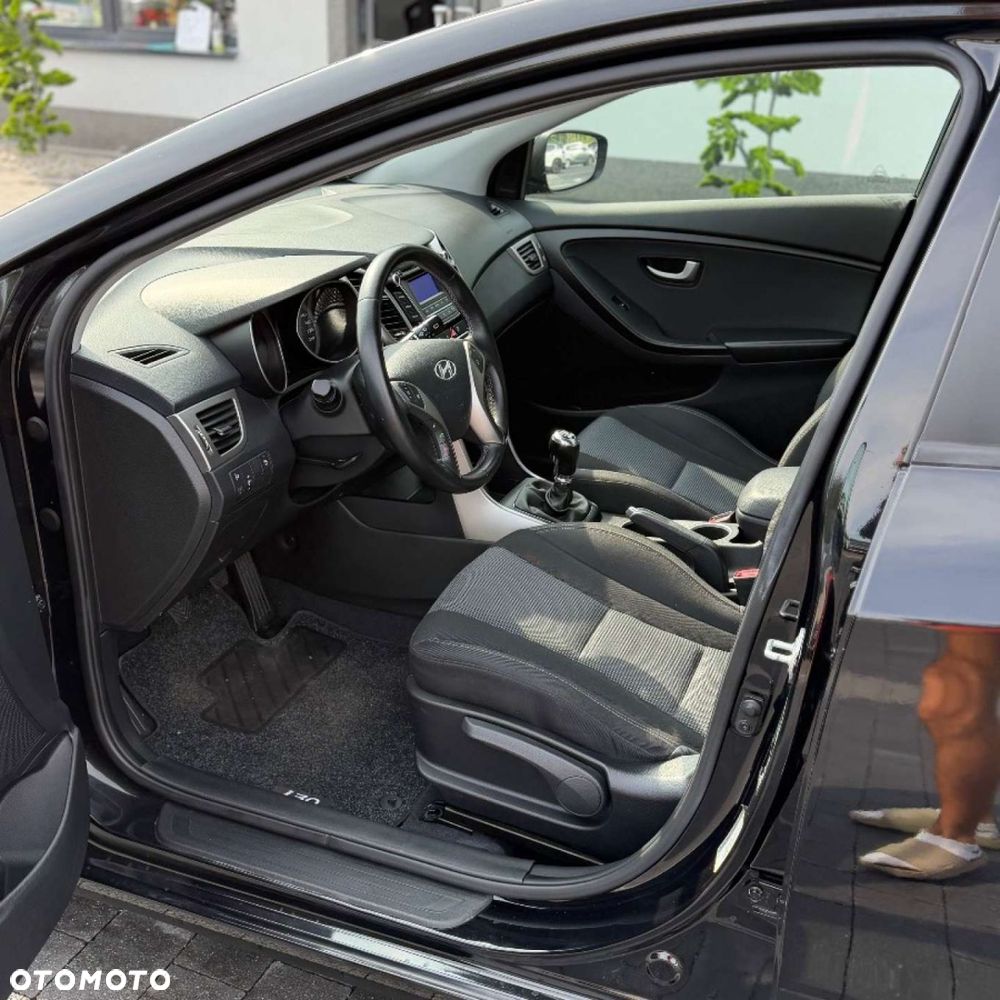 Hyundai i30 - 12