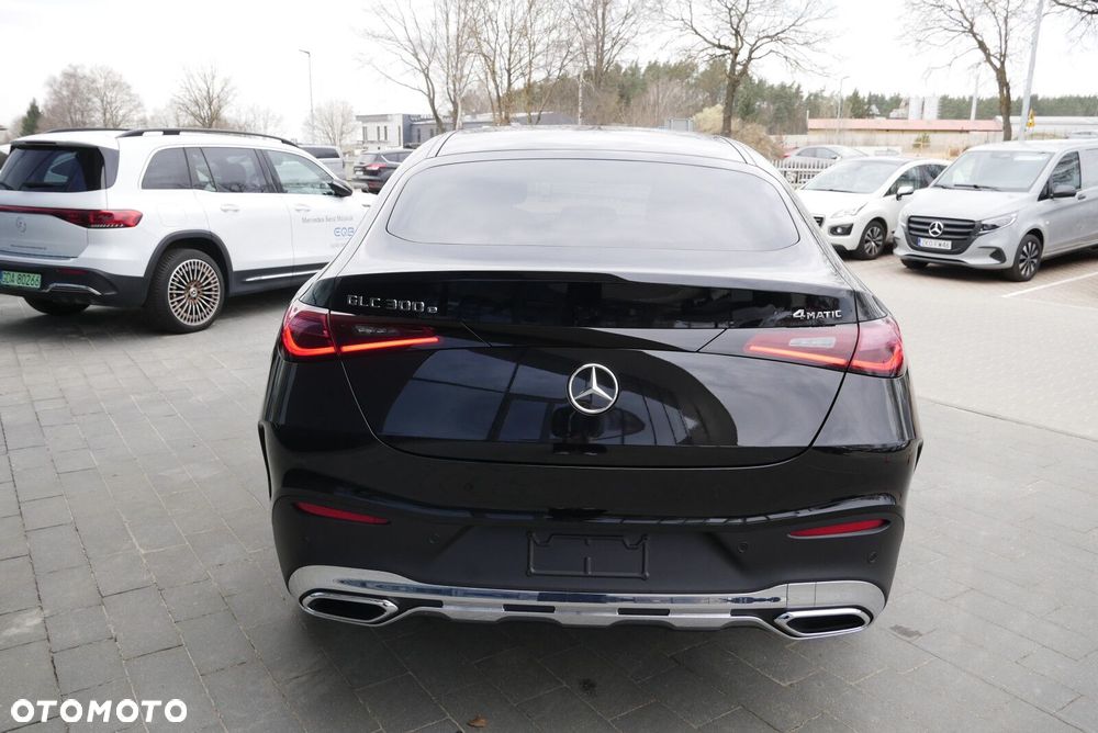 Mercedes-Benz GLC - 7